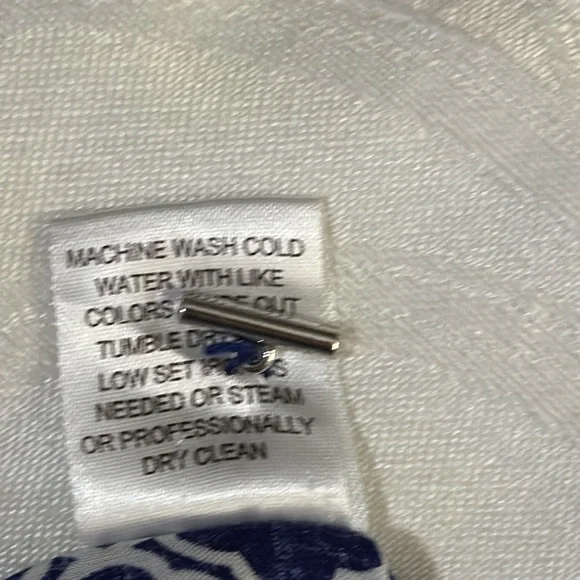 EUC Grand & Greene top. Size M - Picture 7 of 8